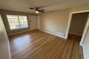 1110 Edinburg Ln, Denton, TX 76209 - Photo 11