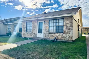 1429 Walters Dr, Granbury, TX 76048 - Photo 1