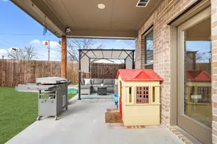 733 Vaquero St, White Settlement, TX 76108 - Photo 37