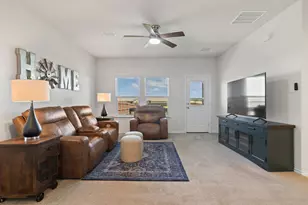 157 Greengate Dr, Boyd, TX 76023 - Photo 11