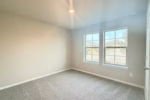 541 Marsh St, Cleburne, TX 76033 - Photo 13