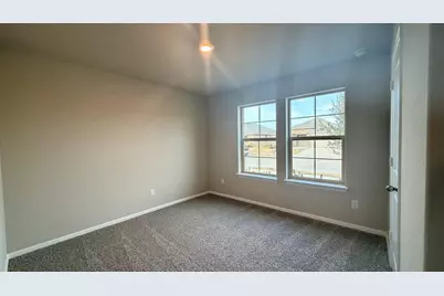 541 Marsh Street, Cleburne, TX 76033 - Photo 11