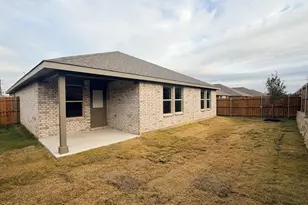 541 Marsh St, Cleburne, TX 76033 - Photo 17