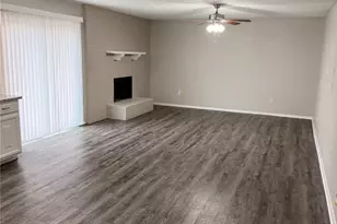 2011 Lavon Creek Ln, Arlington, TX 76006 - Photo 9