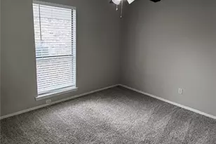 2011 Lavon Creek Ln, Arlington, TX 76006 - Photo 15