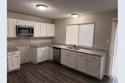 2011 Lavon Creek Lane, Arlington, TX 76006 - Photo 11