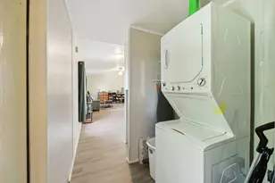 3719 Hedge Row St, Granbury, TX 76048 - Photo 19