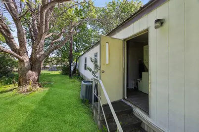 3719 Hedge Row Street, Granbury, TX 76048 - Photo 29