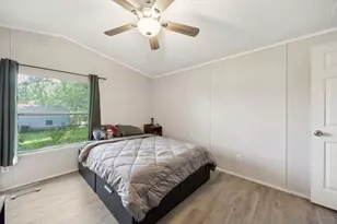 3719 Hedge Row St, Granbury, TX 76048 - Photo 23