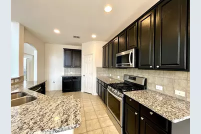 6305 Flagstone Drive, McKinney, TX 75070 - Photo 7