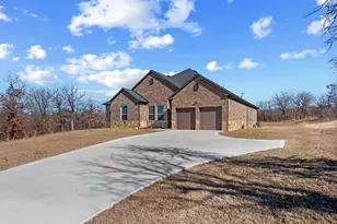 162 Sunset Bay Cove, Chico, TX 76431 - Photo 3