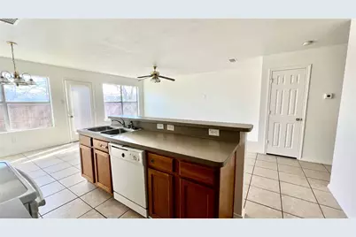 4503 Fortuna Street, Fort Worth, TX 76119 - Photo 7