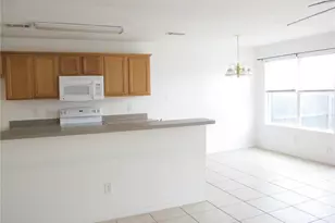 4503 Fortuna St, Fort Worth, TX 76119 - Photo 9