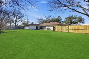 3810 Keele Dr, Garland, TX 75041 - Photo 27
