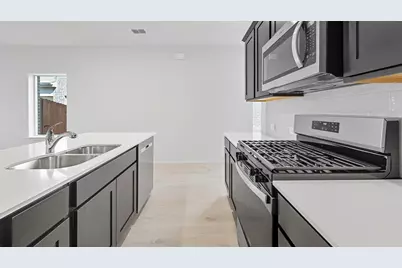 10132 Anyhow Drive, Aubrey, TX 76227 - Photo 31