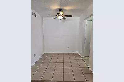 2409 Springmont Court #2409, Arlington, TX 76012 - Photo 5
