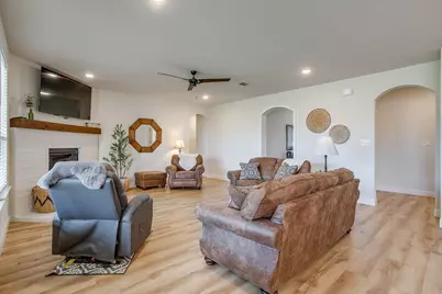 11709 Sand Cat Court, Godley, TX 76044 - Photo 9