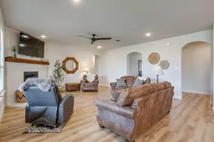 11709 Sand Cat Ct, Godley, TX 76044 - Photo 9