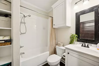 211 E Ross Street, Waxahachie, TX 75165 - Photo 21