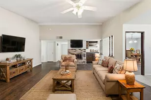 7717 Bermejo Rd, Fort Worth, TX 76112 - Photo 5