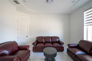 10904 Hollydale Rd, Frisco, TX 75035 - Photo 7