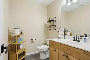 104 Fossil Ct, Springtown, TX 76082 - Photo 17