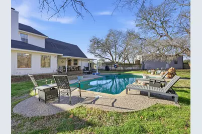 104 Fossil Court, Springtown, TX 76082 - Photo 33