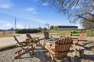 104 Fossil Ct, Springtown, TX 76082 - Photo 35