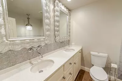 1010 S Williams Avenue, Mt Pleasant, TX 75455 - Photo 17