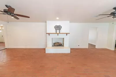 1010 S Williams Avenue, Mt Pleasant, TX 75455 - Photo 25