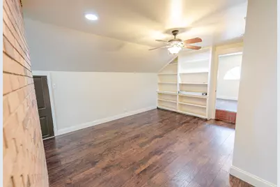 1010 S Williams Avenue, Mt Pleasant, TX 75455 - Photo 35