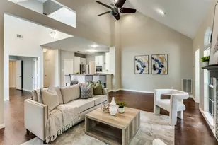 3840 Azure Ln, Addison, TX 75001 - Photo 9