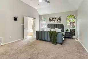 3840 Azure Ln, Addison, TX 75001 - Photo 15