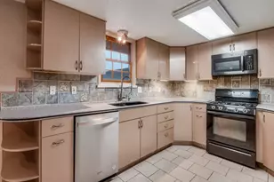 3245 Gail Ct, Irving, TX 75060 - Photo 9