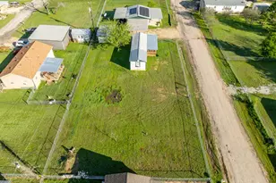 183 Grand Prairie Dr, Whitney, TX 76692 - Photo 37