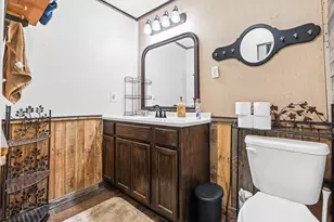 183 Grand Prairie Dr, Whitney, TX 76692 - Photo 15