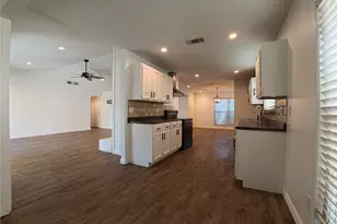 1738 Hartford Dr, Carrollton, TX 75007 - Photo 15