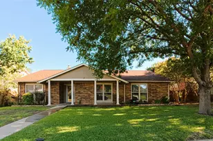 1738 Hartford Dr, Carrollton, TX 75007 - Photo 1