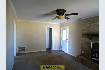 1921 Avenue O, Anson, TX 79501 - Photo 3