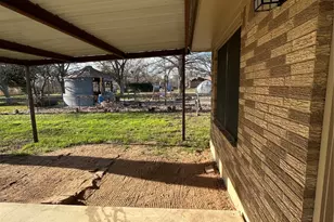 1018 N Fisher St, Gorman, TX 76454 - Photo 33