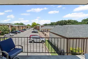 4024 Ridglea Country Club Dr, Fort Worth, TX 76126 - Photo 9