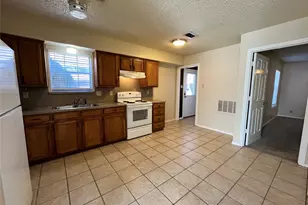 526 Strata Dr, Denton, TX 76201 - Photo 3