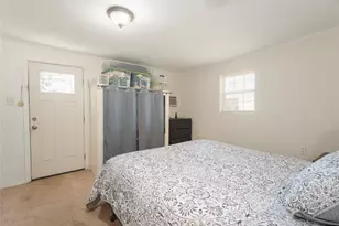 1909 Sycamore St, Commerce, TX 75428 - Photo 9