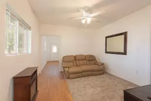 1909 Sycamore St, Commerce, TX 75428 - Photo 3
