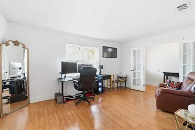 404 E Huitt Lane, Euless, TX 76040 - Photo 5