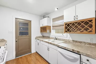 404 E Huitt Lane, Euless, TX 76040 - Photo 11