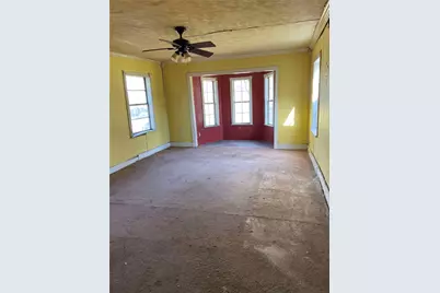 110 E Angeline Street, Groesbeck, TX 76642 - Photo 7