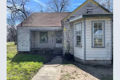 110 E Angeline Street, Groesbeck, TX 76642 - Photo 5