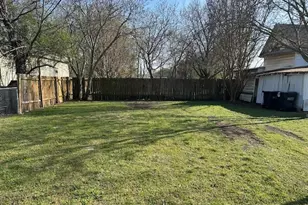 401 E Spruce St, Whitewright, TX 75491 - Photo 25