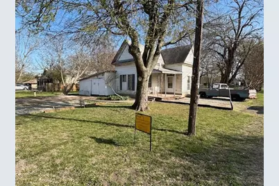 401 E Spruce Street, Whitewright, TX 75491 - Photo 1